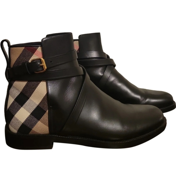 Burberry Shoes - Burberry Pryle Boots